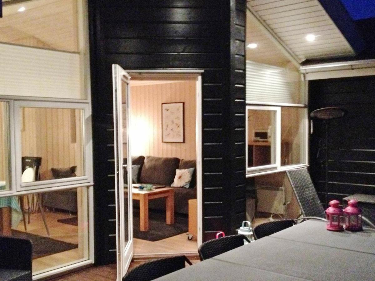 6 Person Holiday Home In Tranek R Fæbæk Exterior foto